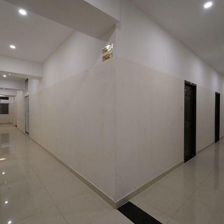 Vg Mahal Hotel Tiruchirappalli Exterior photo