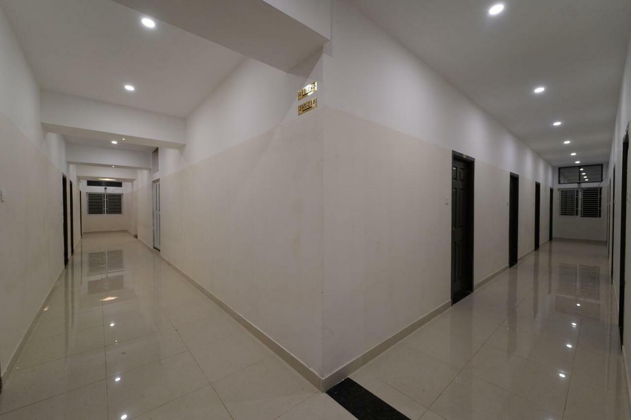 Vg Mahal Hotel Tiruchirappalli Exterior photo